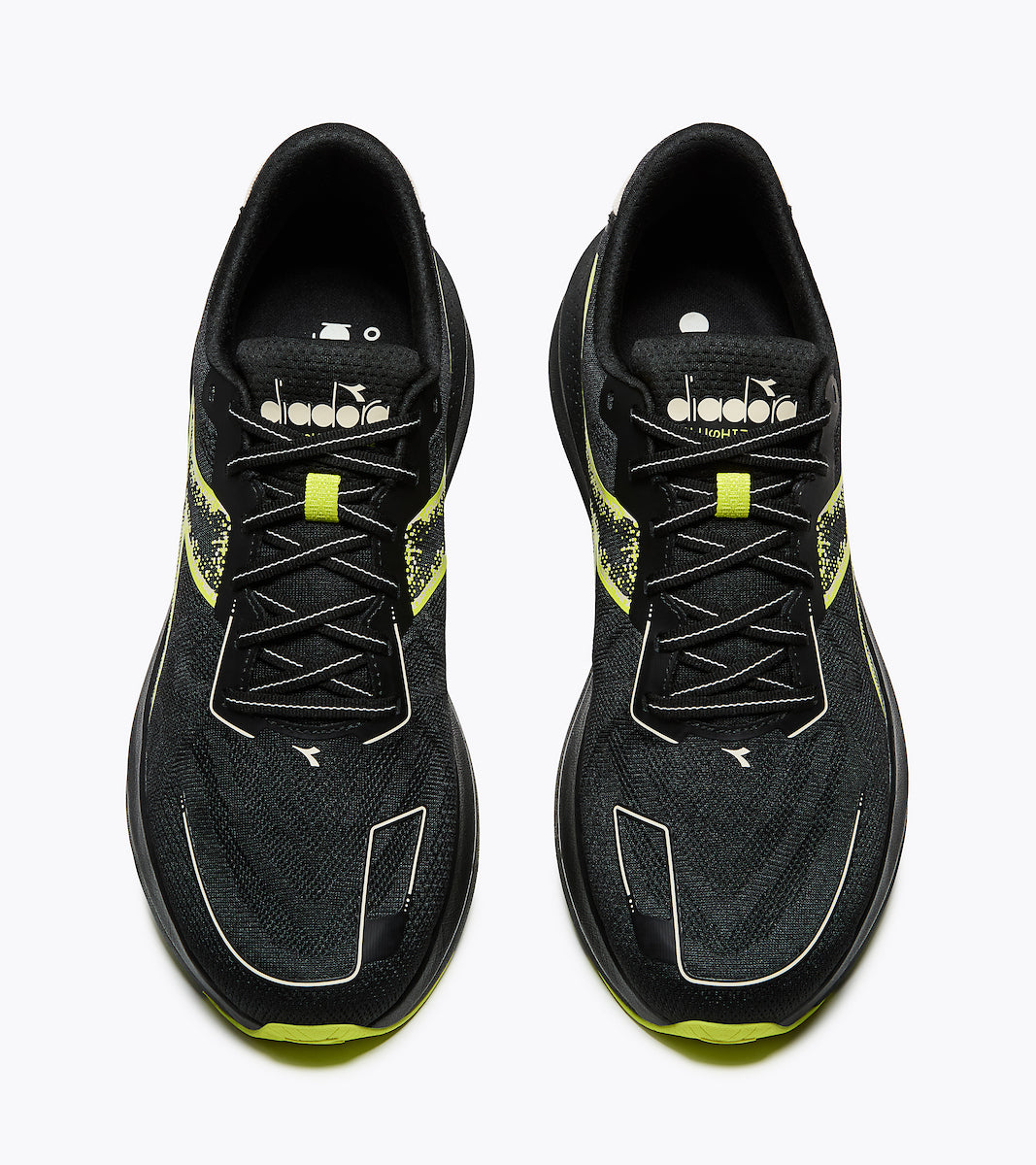 Diadora Mythos Vigore V - Black/Evening Primrose