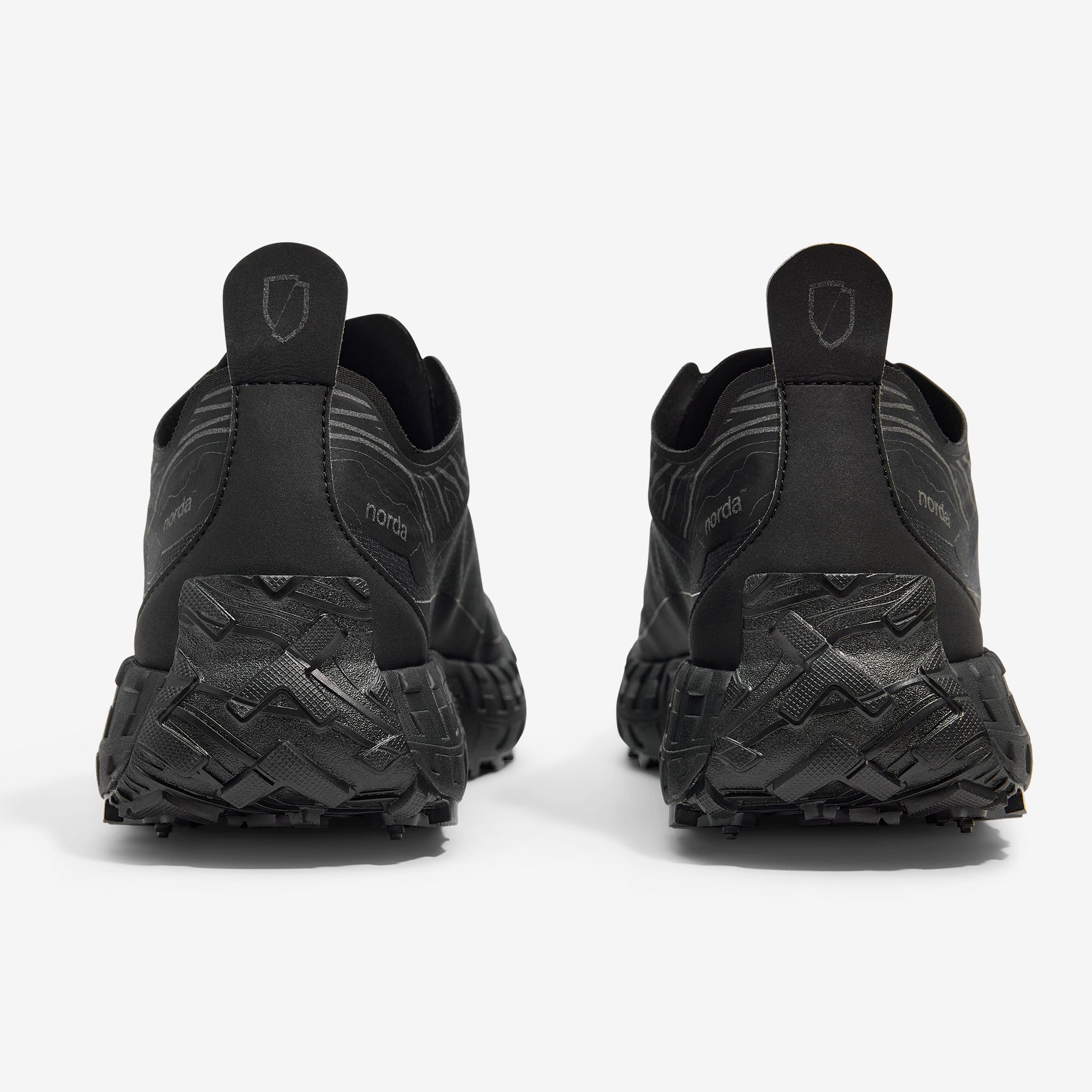 norda 001A  Men's Black Stealth