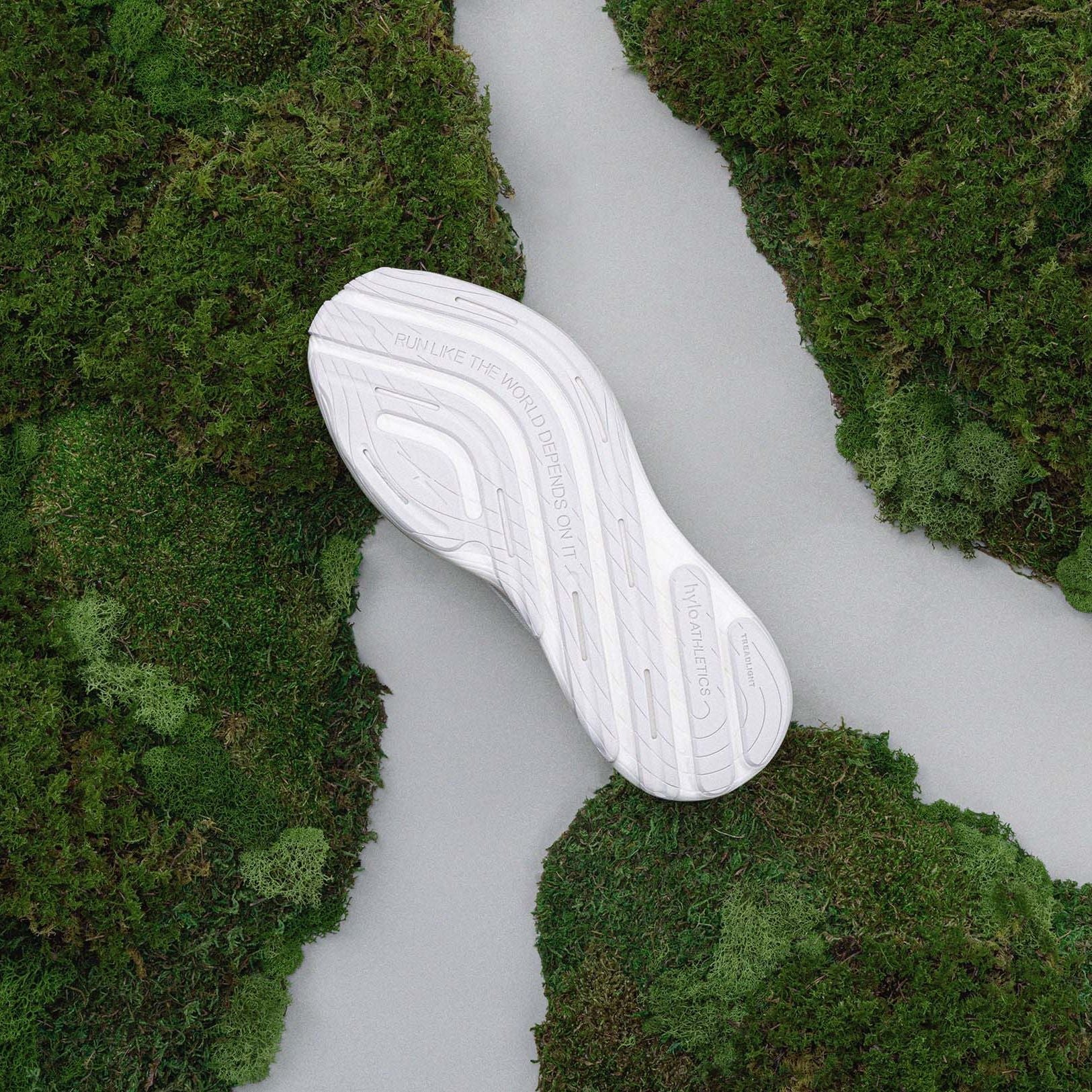 Hylo AXIS - Undyed/Pebble - the aid station running supply