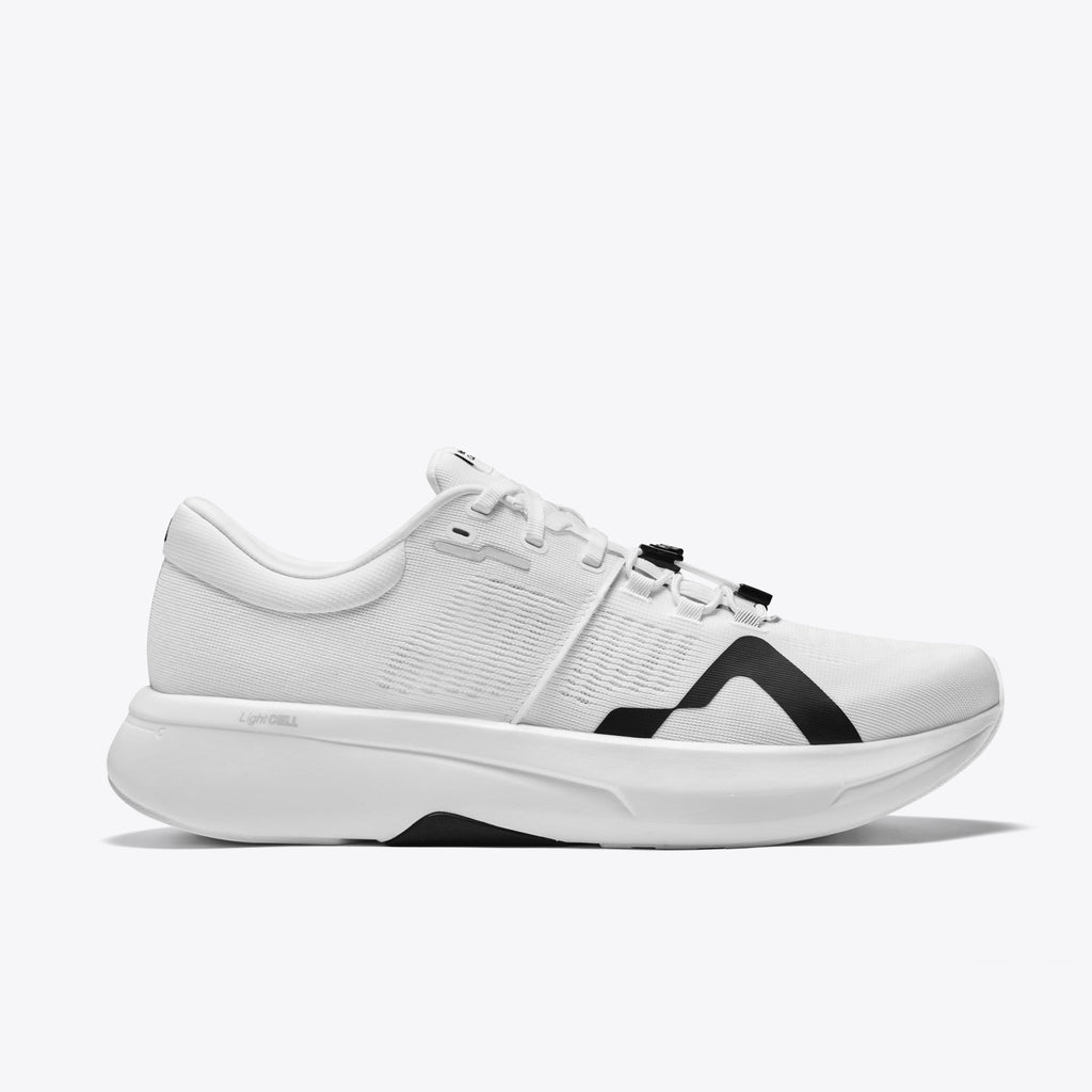 Mount to Coast R1 - White - the aid station running supply
