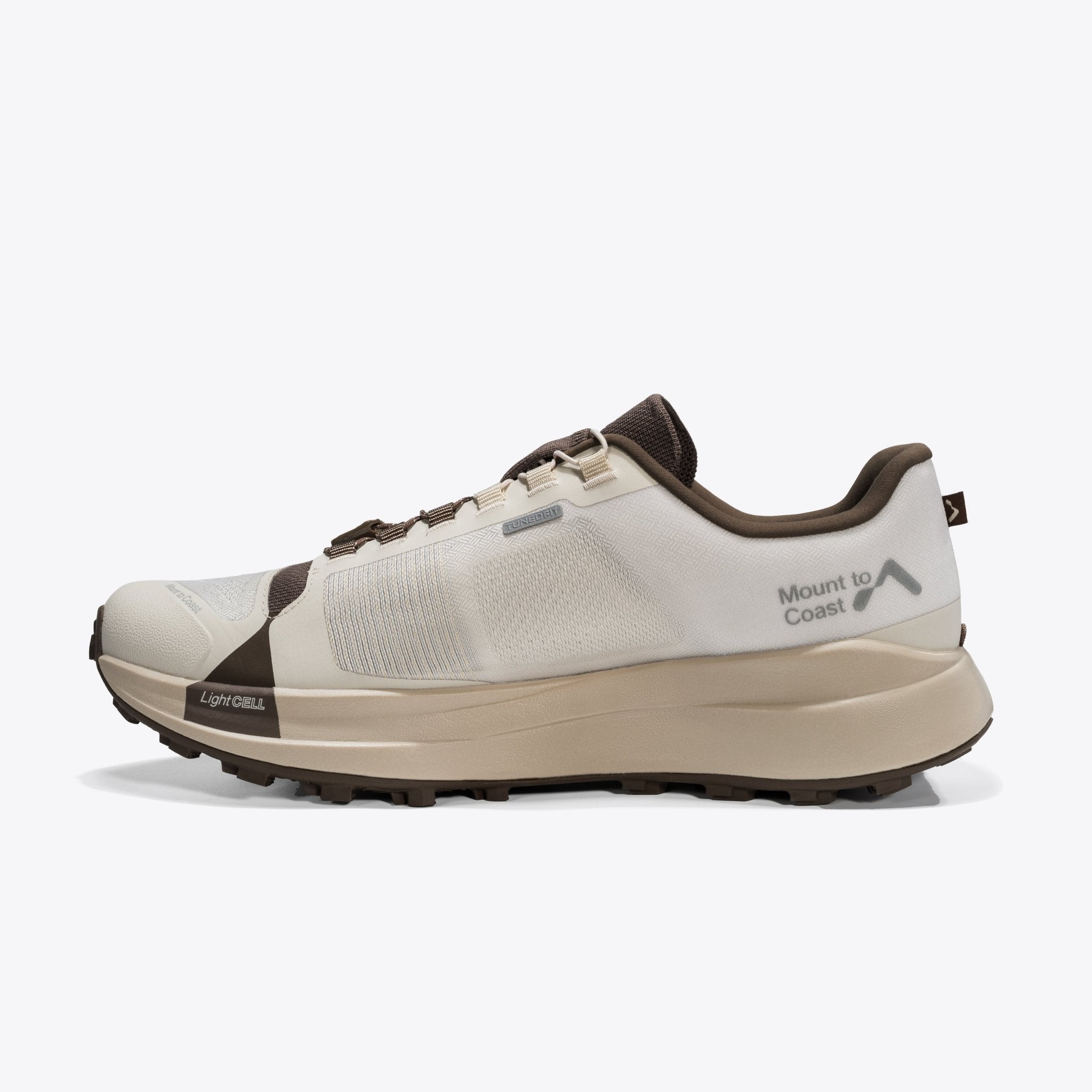 Mount to Coast T1 - Men's Dune - The aid station running supply