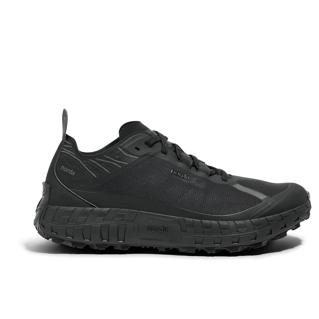 norda 001A Black Stealth - the aid station running supply