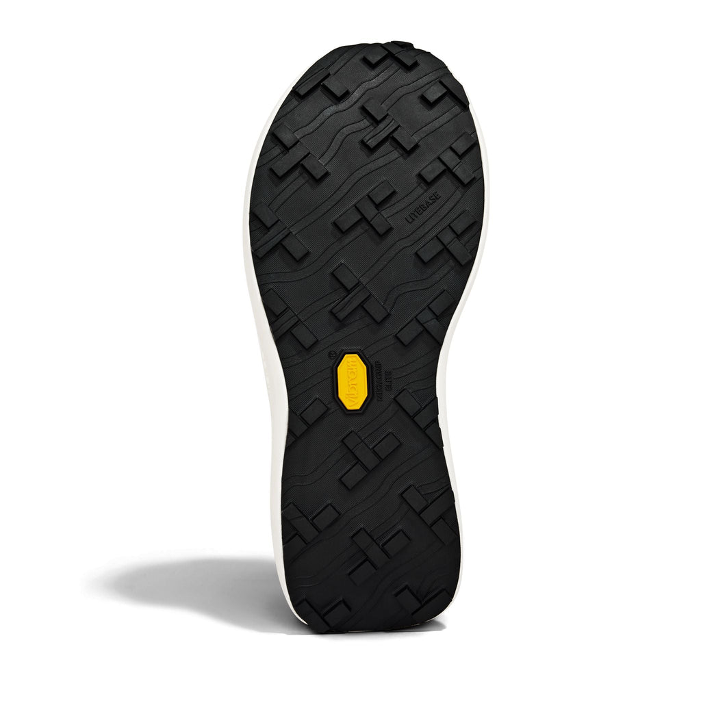 norda 005 - Men's Comet - The aid station running supply