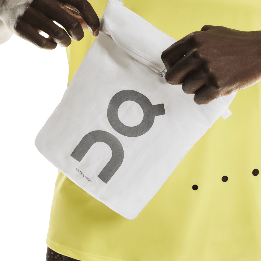 On Ultra Vest Pro White - the aid station running supply