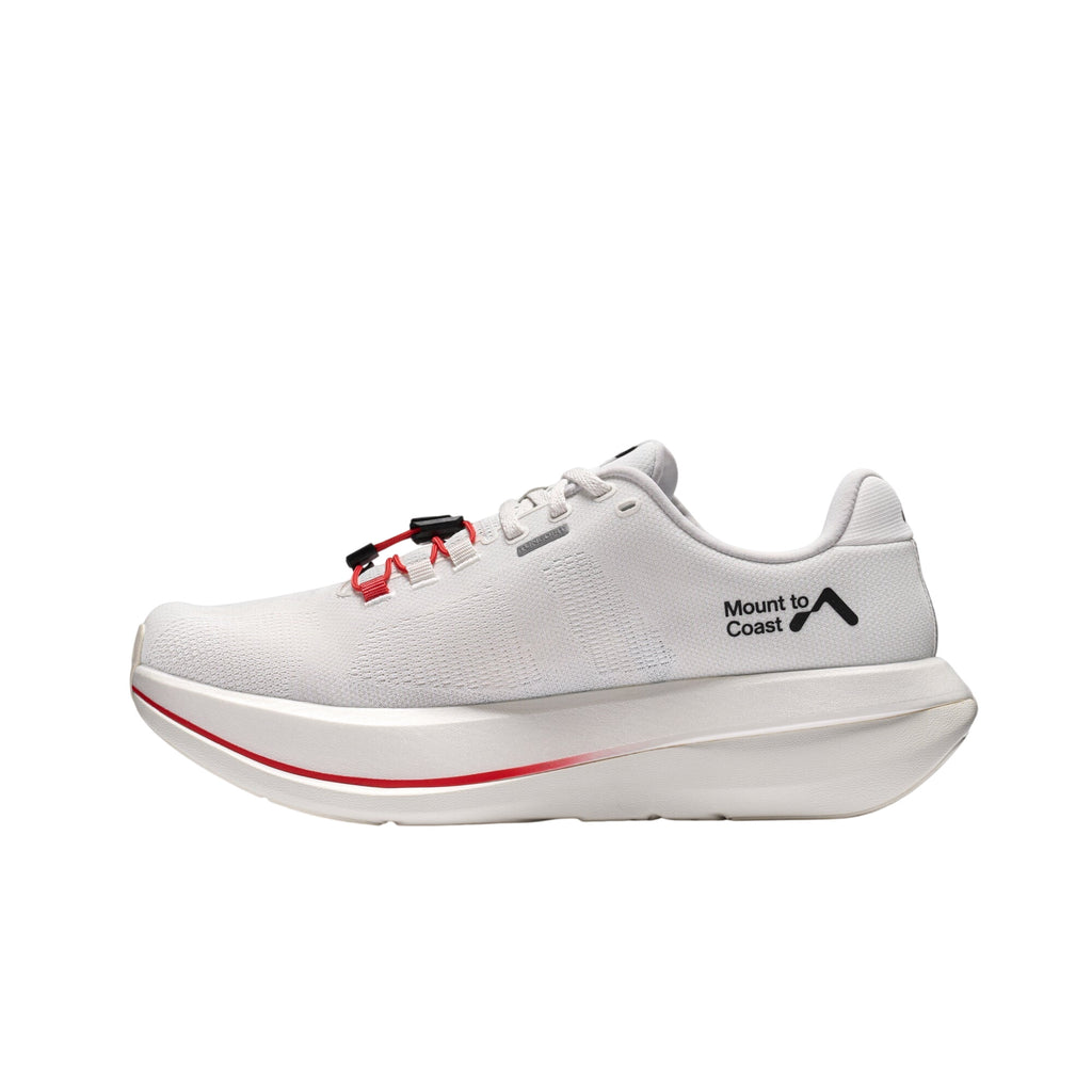Mount to Coast C1 Men's Pulse - The aid station running supply