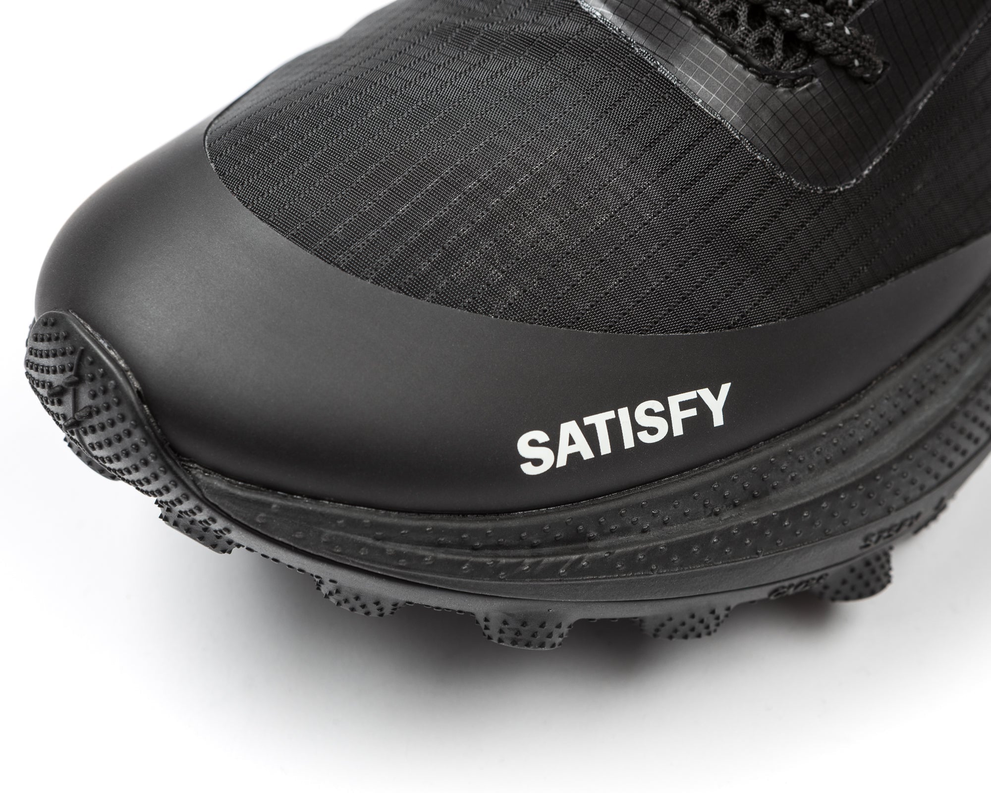 Satisfy TheROCKER Jet Black - The aid station running supply