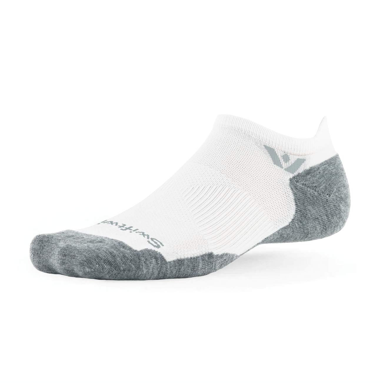 Swiftwick Maxus No Show White - The aid station running supply